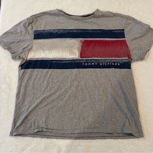 Tommy Hilfiger box tee